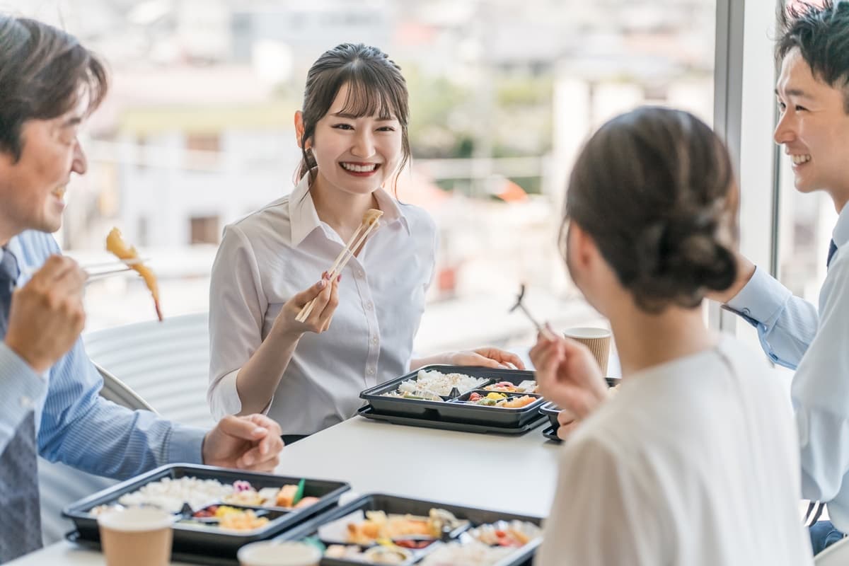 去日本玩吃不到蔬菜?台人崩潰喊撐不住,網狂推「補菜3招」一次看 去日本玩吃不到蔬菜?台人崩潰喊撐不住,網狂推「補菜3招」一次看