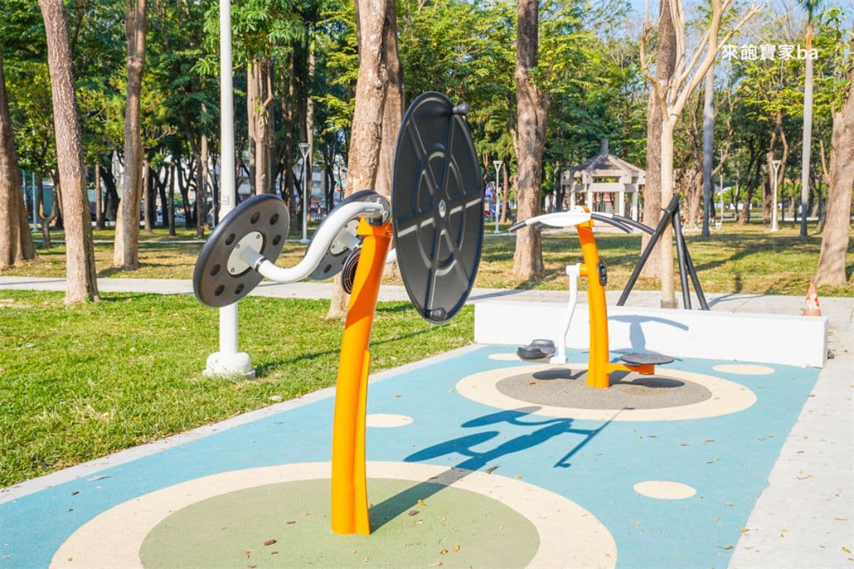 高雄全新「熊熊主題公園」開放!森林熊城堡溜滑梯超萌,遊戲設施一次看 高雄全新「熊熊主題公園」開放!森林熊城堡溜滑梯超萌,遊戲設施一次看