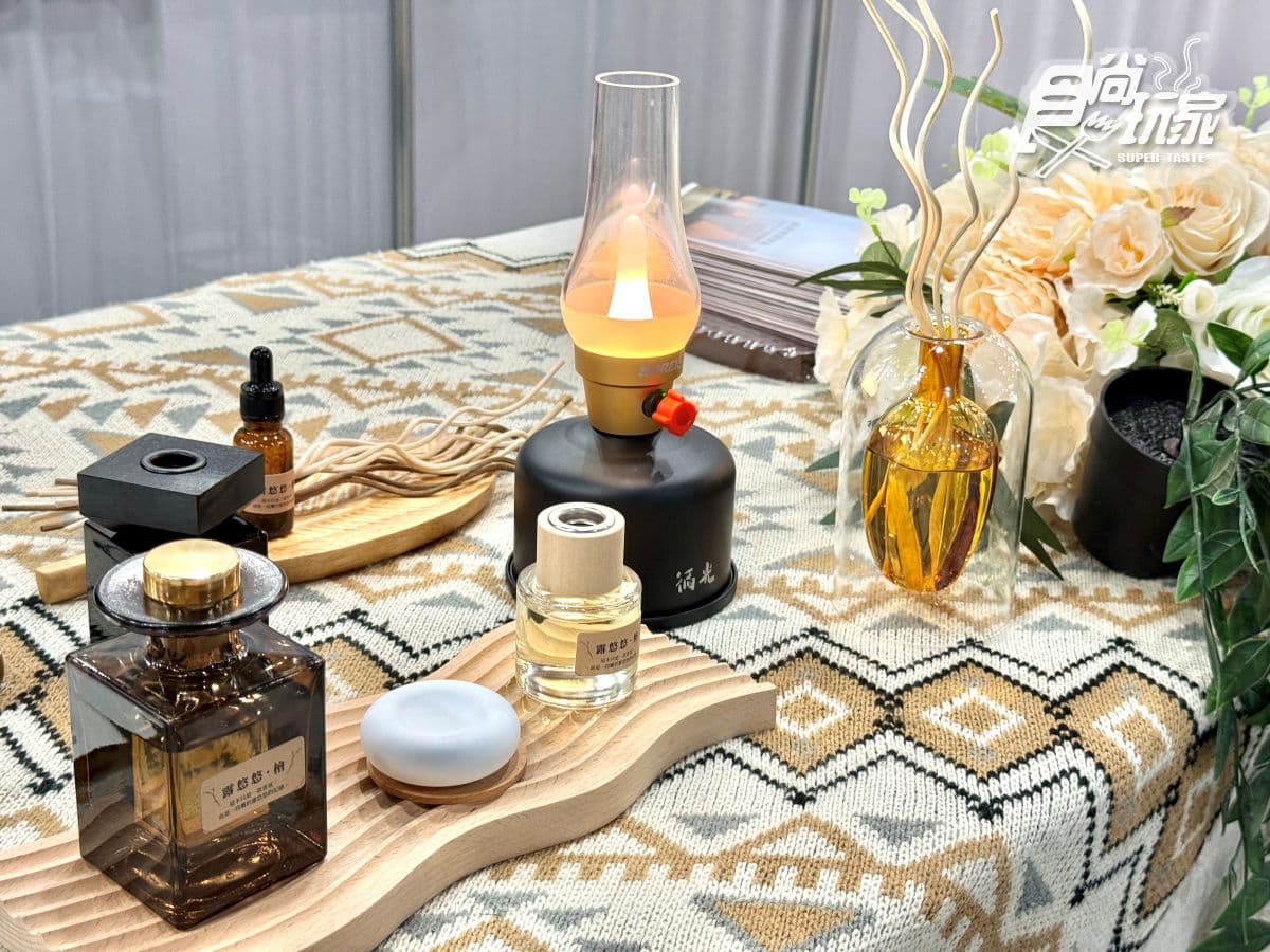 高雄首屆「亞洲香水節」開箱直擊!免費送夜市券,自製香水DIY、吃杜拜巧克力 高雄首屆「亞洲香水節」開箱直擊!免費送夜市券,自製香水DIY、吃杜拜巧克力