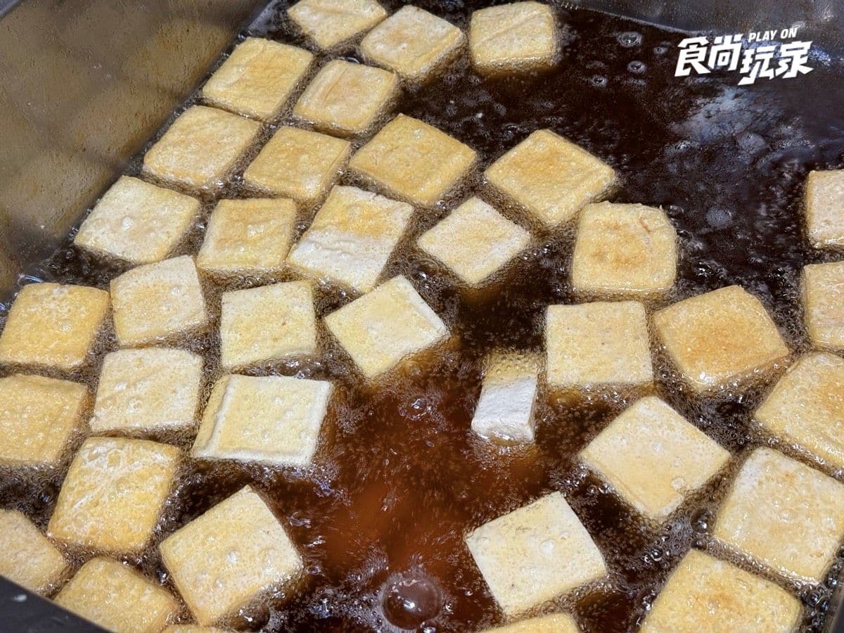 台北以外又1家!花蓮排隊「最強臭豆腐」進軍新北,傳5月將開幕 台北以外又1家!花蓮排隊「最強臭豆腐」進軍新北,傳5月將開幕