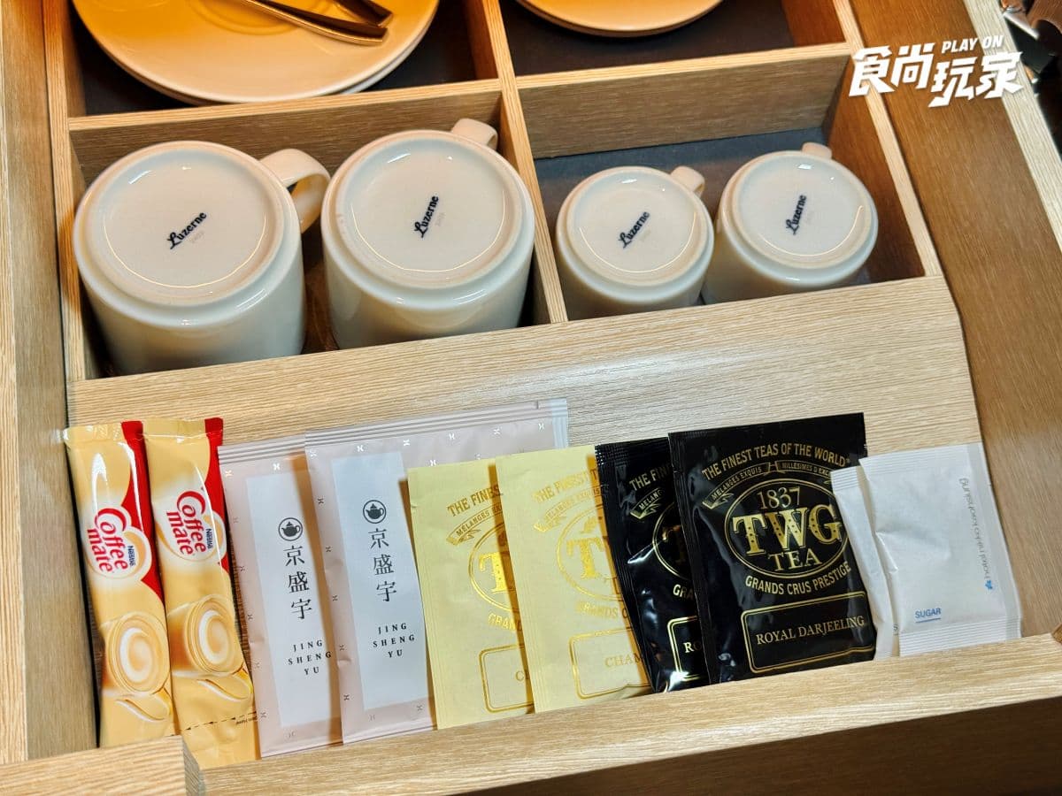 豪華早餐吃到飽!高雄日航酒店開箱:入住家庭房、美拍空中泳池、享受三溫暖 豪華早餐吃到飽!高雄日航酒店開箱:入住家庭房、美拍空中泳池、享受三溫暖