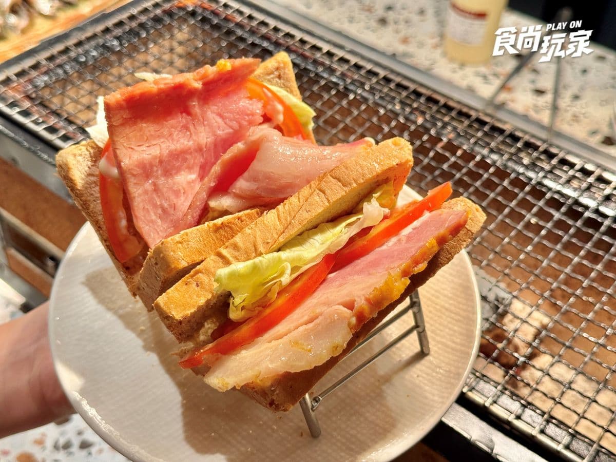 豪華早餐吃到飽!高雄日航酒店開箱:入住家庭房、美拍空中泳池、享受三溫暖 豪華早餐吃到飽!高雄日航酒店開箱:入住家庭房、美拍空中泳池、享受三溫暖