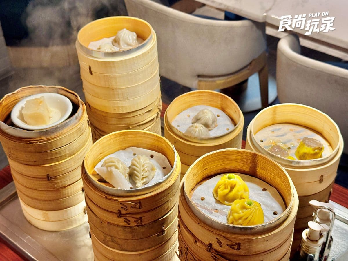 豪華早餐吃到飽!高雄日航酒店開箱:入住家庭房、美拍空中泳池、享受三溫暖 豪華早餐吃到飽!高雄日航酒店開箱:入住家庭房、美拍空中泳池、享受三溫暖