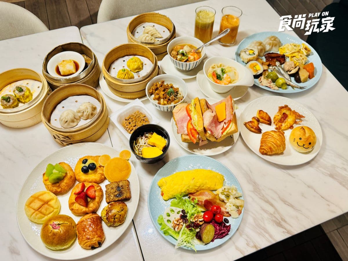 豪華早餐吃到飽!高雄日航酒店開箱:入住家庭房、美拍空中泳池、享受三溫暖 豪華早餐吃到飽!高雄日航酒店開箱:入住家庭房、美拍空中泳池、享受三溫暖