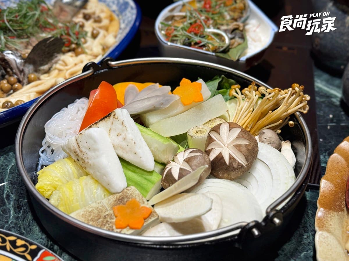 台北預約困難店+1!「隱藏版壽喜燒」爽嗑米澤牛、帝王蟹,免費送康乃馨永生花 台北預約困難店+1!「隱藏版壽喜燒」爽嗑米澤牛、帝王蟹,免費送康乃馨永生花