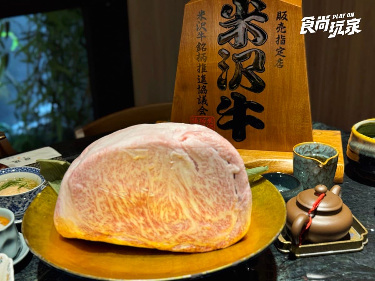 台北預約困難店+1!「隱藏版壽喜燒」爽嗑米澤牛、帝王蟹,免費送康乃馨永生花 台北預約困難店+1!「隱藏版壽喜燒」爽嗑米澤牛、帝王蟹,免費送康乃馨永生花