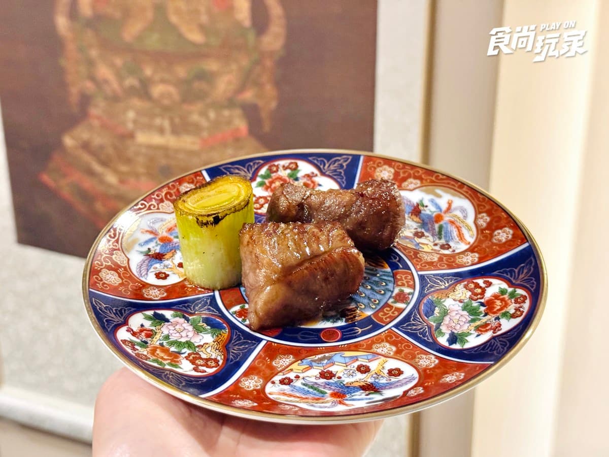 台北預約困難店+1!「隱藏版壽喜燒」爽嗑米澤牛、帝王蟹,免費送康乃馨永生花 台北預約困難店+1!「隱藏版壽喜燒」爽嗑米澤牛、帝王蟹,免費送康乃馨永生花