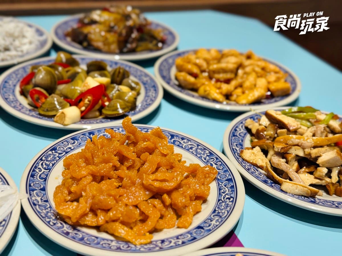 40年老字號「最強清粥小菜」插旗信義!25元起爽嗑家常菜,必點Q嫩紅燒蹄膀 40年老字號「最強清粥小菜」插旗信義!25元起爽嗑家常菜,必點Q嫩紅燒蹄膀
