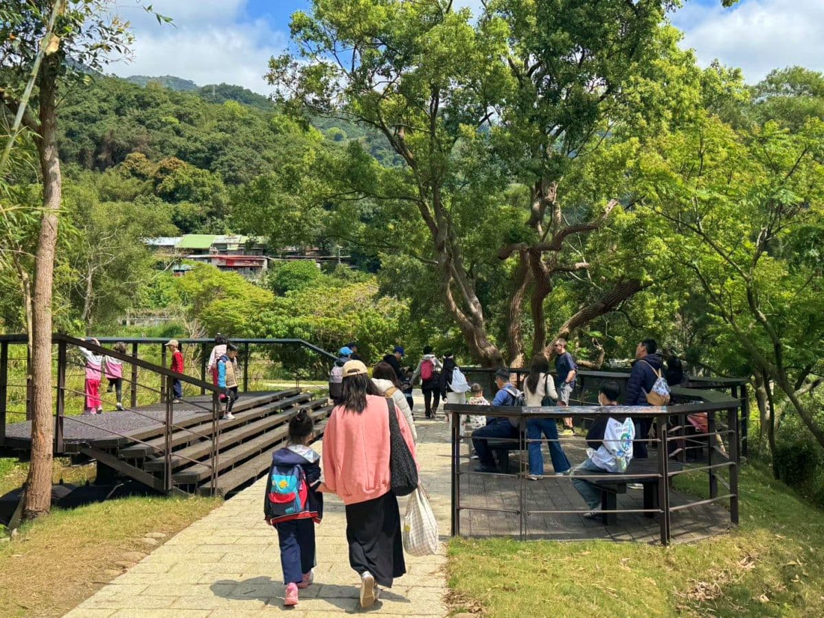 台北全新秘境開放!打卡純白雲朵觀景台、療癒步道,整座城市美景盡收眼底 台北全新秘境開放!打卡純白雲朵觀景台、療癒步道,整座城市美景盡收眼底