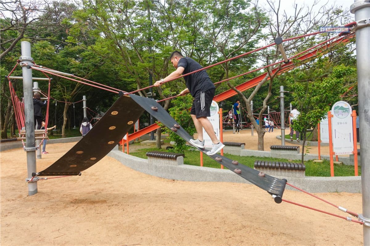 全台最強「溜滑梯公園」在台中!今起正式開放,34條溜滑梯玩到不想回家 全台最強「溜滑梯公園」在台中!今起正式開放,34條溜滑梯玩到不想回家