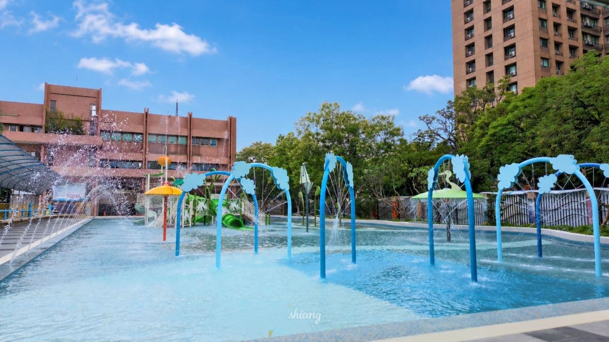 1日限定免費入園!台北水樂園「快閃園遊會」,玩滑水道、免費吃冰棒 1日限定免費入園!台北水樂園「快閃園遊會」,玩滑水道、免費吃冰棒