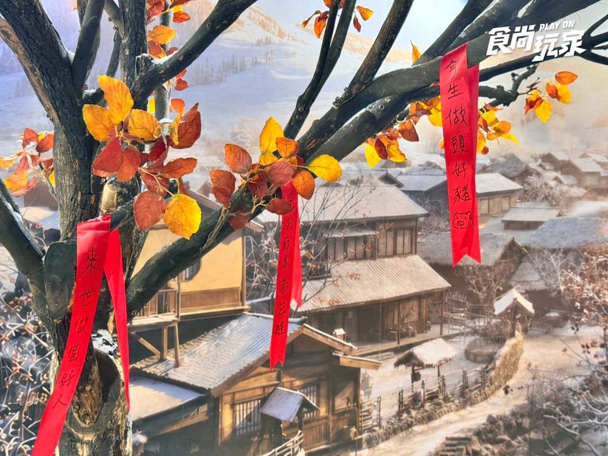 《逐玉》全球首間快閃店免費逛!180坪重現西固巷,張凌赫親簽、必買周邊開箱 《逐玉》全球首間快閃店免費逛!180坪重現西固巷,張凌赫親簽、必買周邊開箱