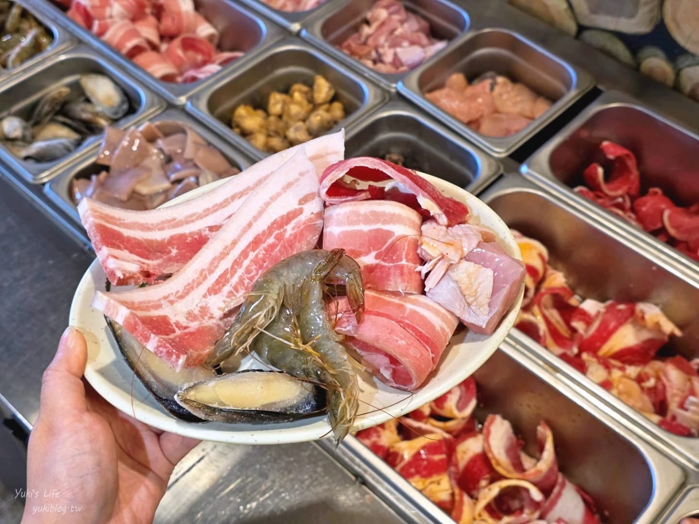 宜蘭平價燒肉吃到飽!399元無限提供牛肉、海鮮、冰淇淋,壽星免費吃牛舌 宜蘭平價燒肉吃到飽!399元無限提供牛肉、海鮮、冰淇淋,壽星免費吃牛舌