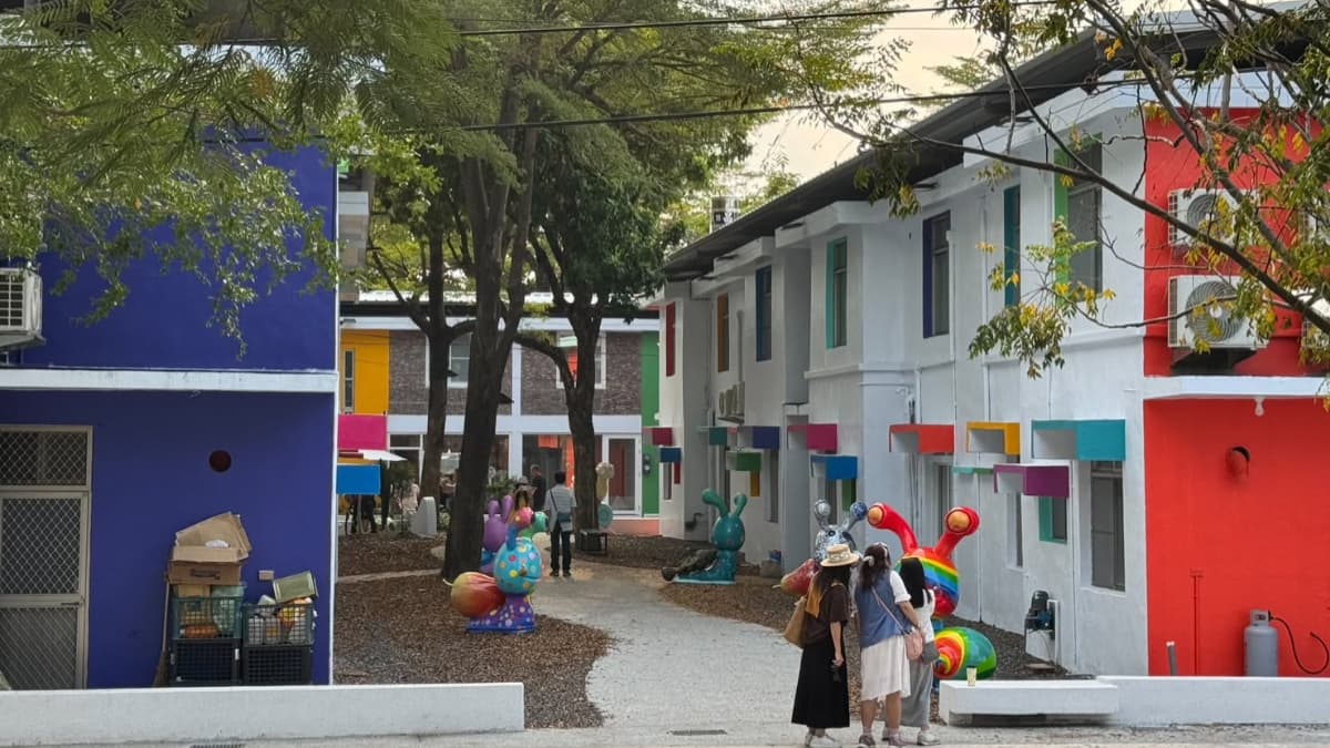 屏東7條神級遊程!從看海美術館玩到小琉球3天2夜,官方行程直接照著玩 屏東7條神級遊程!從看海美術館玩到小琉球3天2夜,官方行程直接照著玩