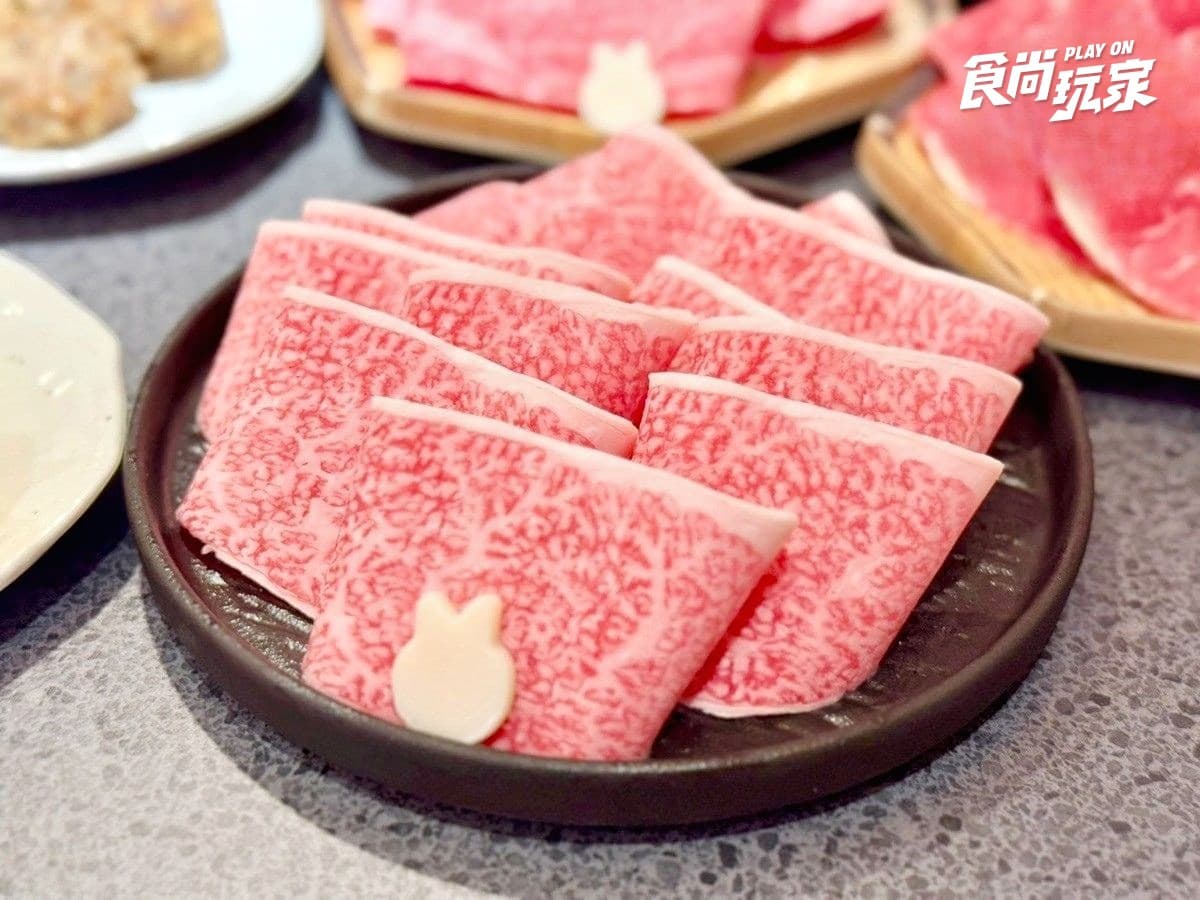 台南第1間「玉兔壽喜燒」來了!398元起吃到飽,自助蔬菜吧、蛋慕斯無限續 台南第1間「玉兔壽喜燒」來了!398元起吃到飽,自助蔬菜吧、蛋慕斯無限續
