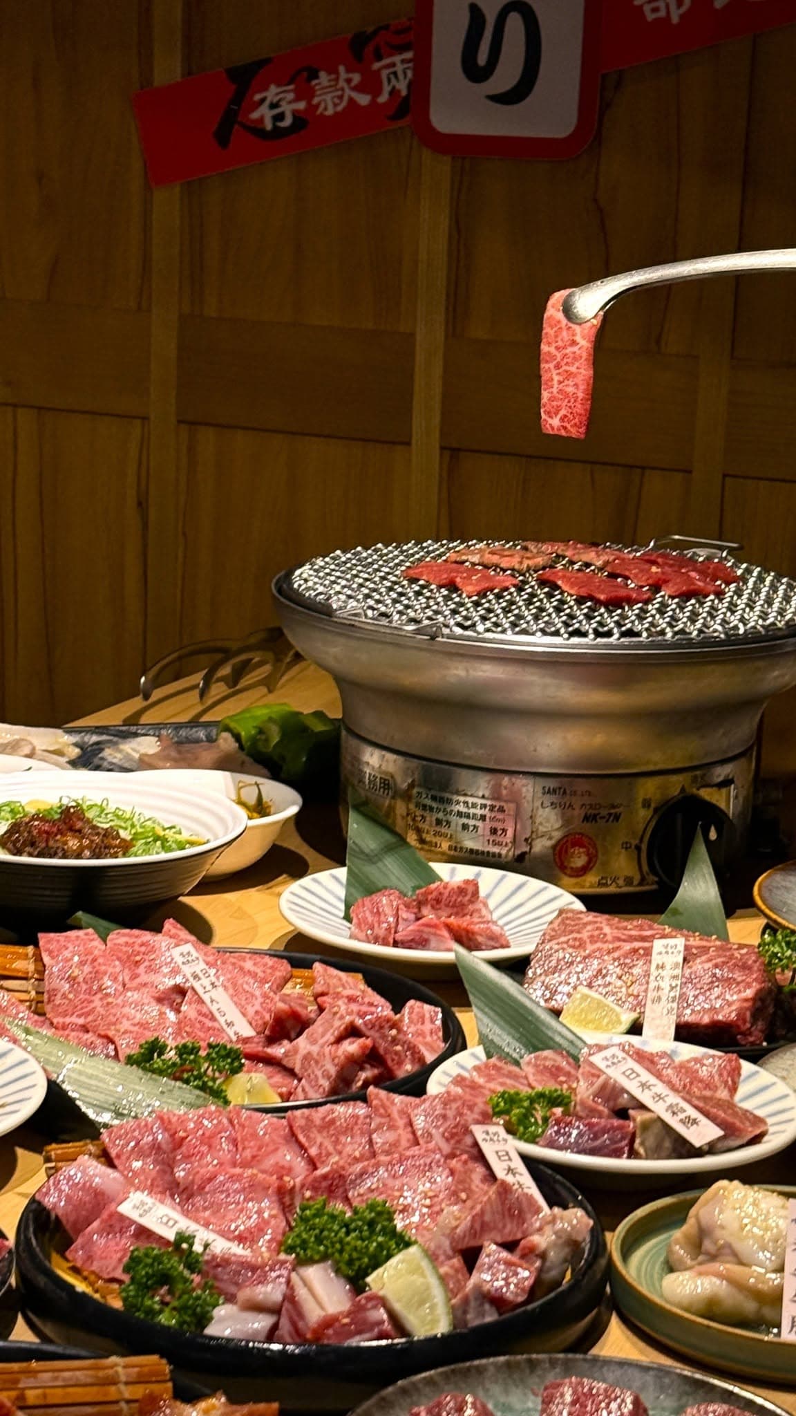 牛角僅第2!2026燒肉吃到飽推薦Top10,冠軍桌邊現切牛排、肉厚多汁吃不膩 牛角僅第2!2026燒肉吃到飽推薦Top10,冠軍桌邊現切牛排、肉厚多汁吃不膩