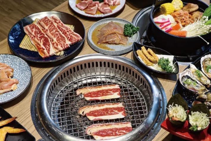 牛角僅第2!2026燒肉吃到飽推薦Top10,冠軍桌邊現切牛排、肉厚多汁吃不膩 牛角僅第2!2026燒肉吃到飽推薦Top10,冠軍桌邊現切牛排、肉厚多汁吃不膩