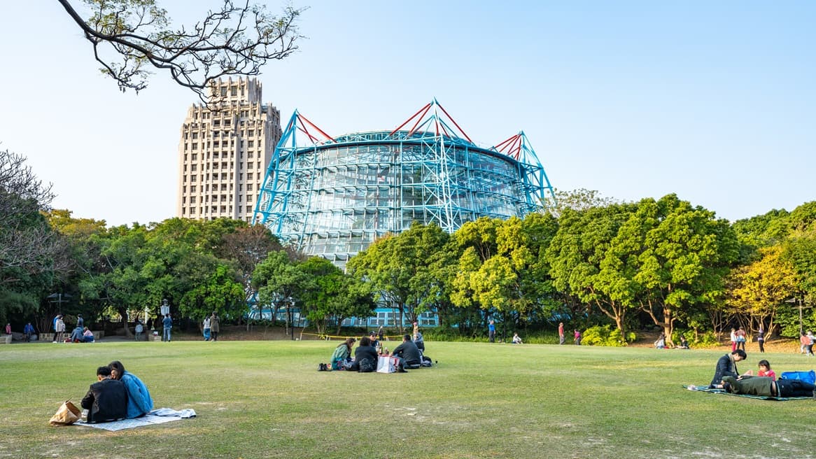 台中最強景點Top10!冠軍逛不膩、適合情侶親子,高美濕地、大甲鎮瀾宮都輸它