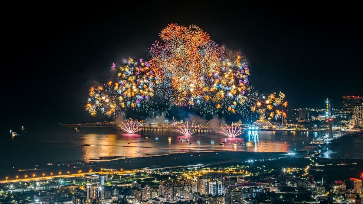 8月全台活動懶人包!浪漫夏日煙火秀、主題美食市集、百貨商場親子活動集合 8月全台活動懶人包!浪漫夏日煙火秀、主題美食市集、百貨商場親子活動集合