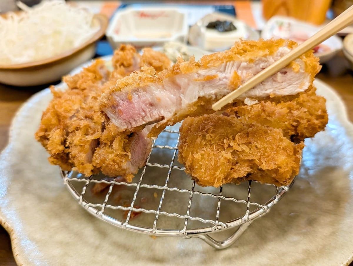 全台首推「豬排吃到飽」!380元起炸豬五花無限續盤,白飯、高麗菜絲也暢吃 全台首推「豬排吃到飽」!380元起炸豬五花無限續盤,白飯、高麗菜絲也暢吃