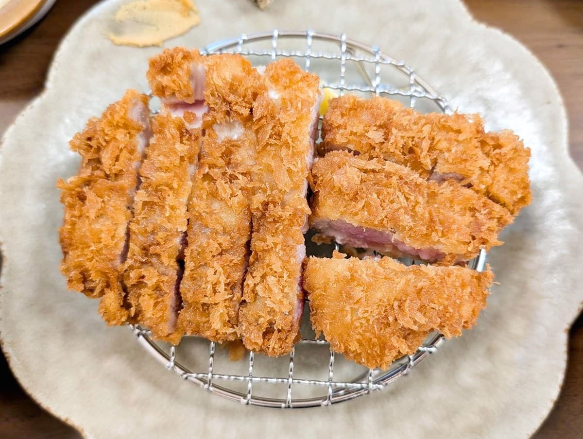 全台首推「豬排吃到飽」!380元起炸豬五花無限續盤,白飯、高麗菜絲也暢吃 全台首推「豬排吃到飽」!380元起炸豬五花無限續盤,白飯、高麗菜絲也暢吃