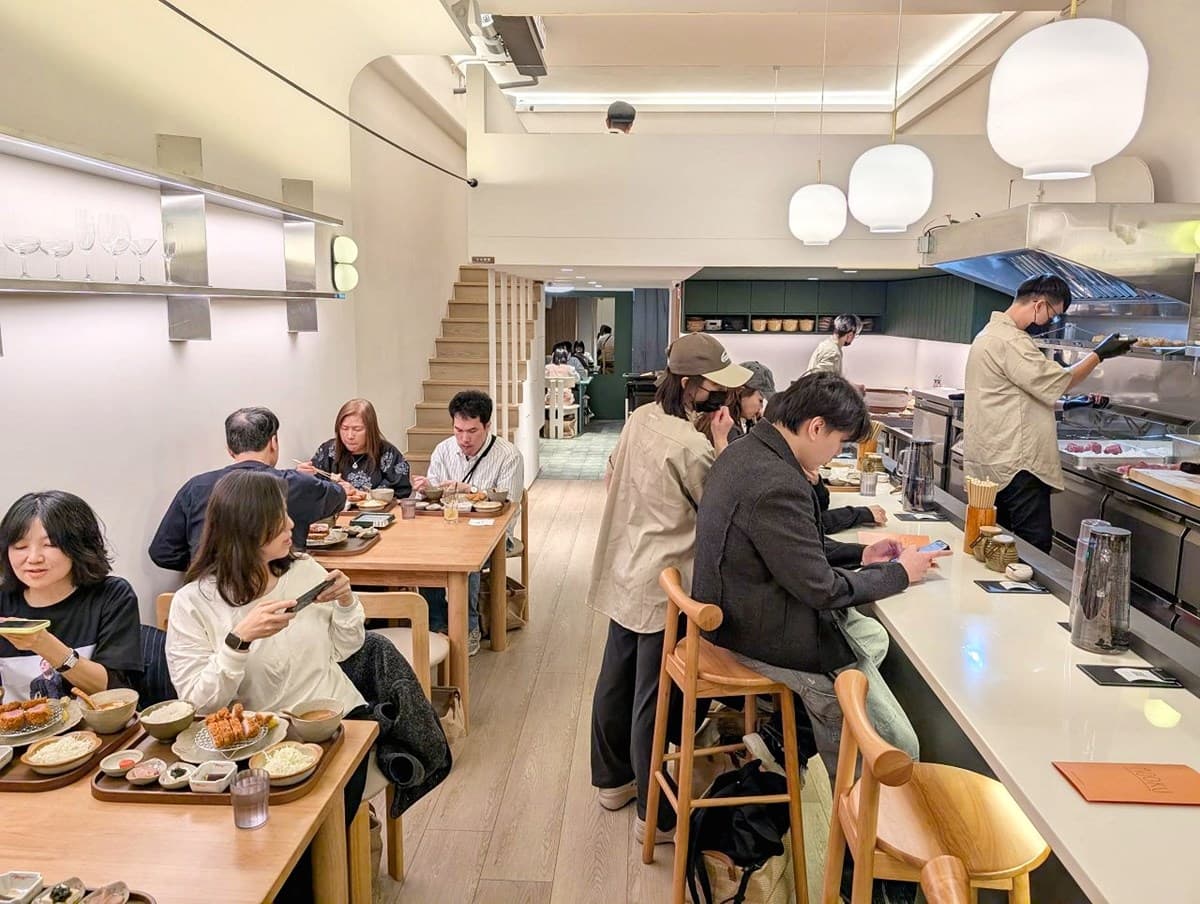 全台首推「豬排吃到飽」!380元起炸豬五花無限續盤,白飯、高麗菜絲也暢吃 全台首推「豬排吃到飽」!380元起炸豬五花無限續盤,白飯、高麗菜絲也暢吃