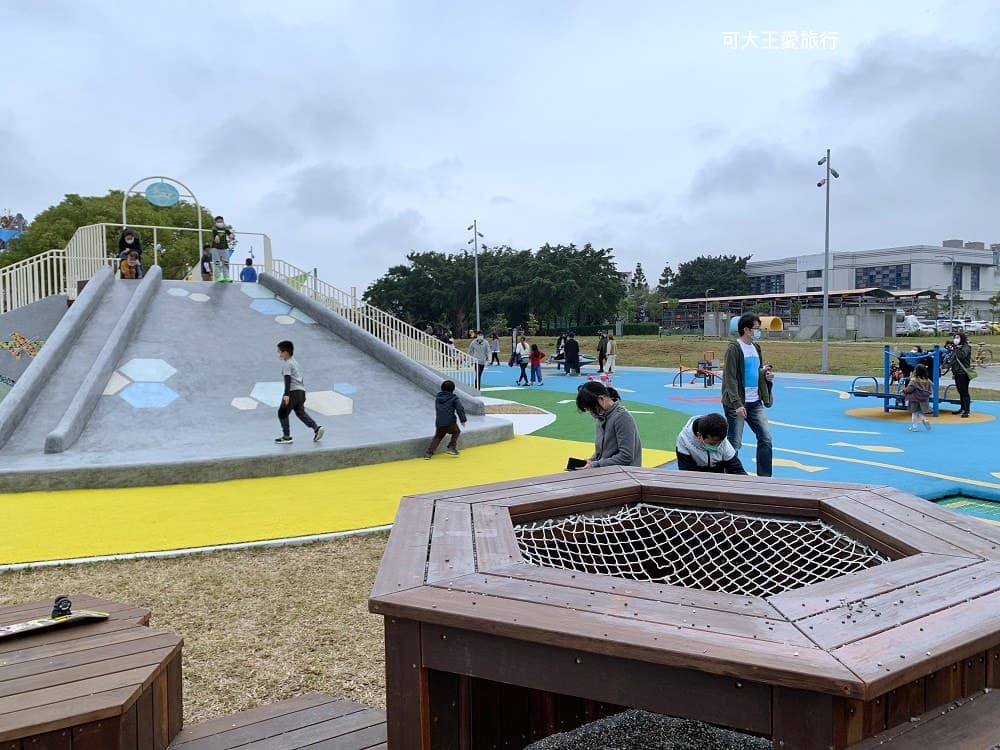 台北私房景點!這座植物園免門票、冷氣超強,外面有迷宮花園、巨型溜滑梯 台北私房景點!這座植物園免門票、冷氣超強,外面有迷宮花園、巨型溜滑梯