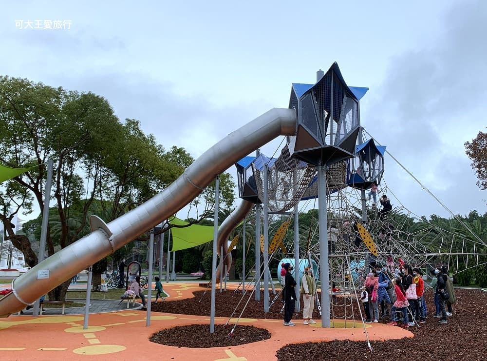 台北私房景點!這座植物園免門票、冷氣超強,外面有迷宮花園、巨型溜滑梯 台北私房景點!這座植物園免門票、冷氣超強,外面有迷宮花園、巨型溜滑梯