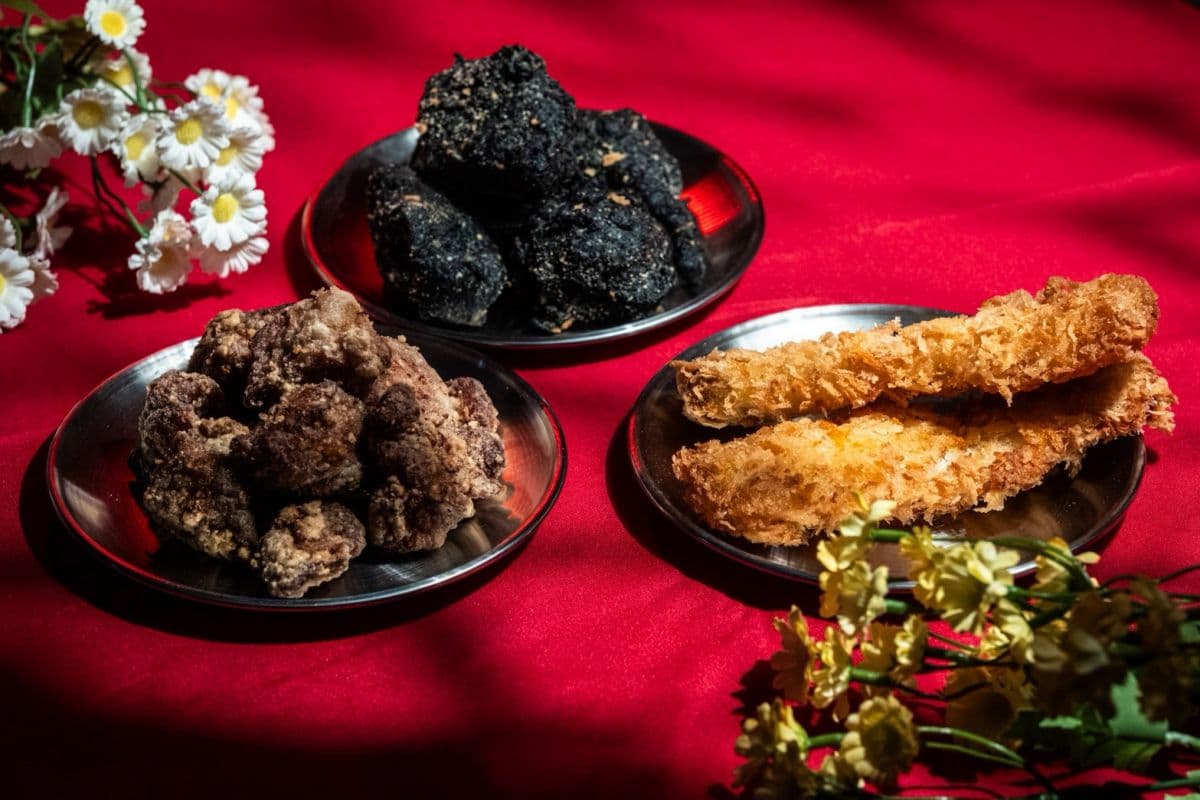 高雄最酷「中元普渡美食市集」登場!超過百家攤位點燈至深夜,開吃暗黑料理 高雄最酷「中元普渡美食市集」登場!超過百家攤位點燈至深夜,開吃暗黑料理