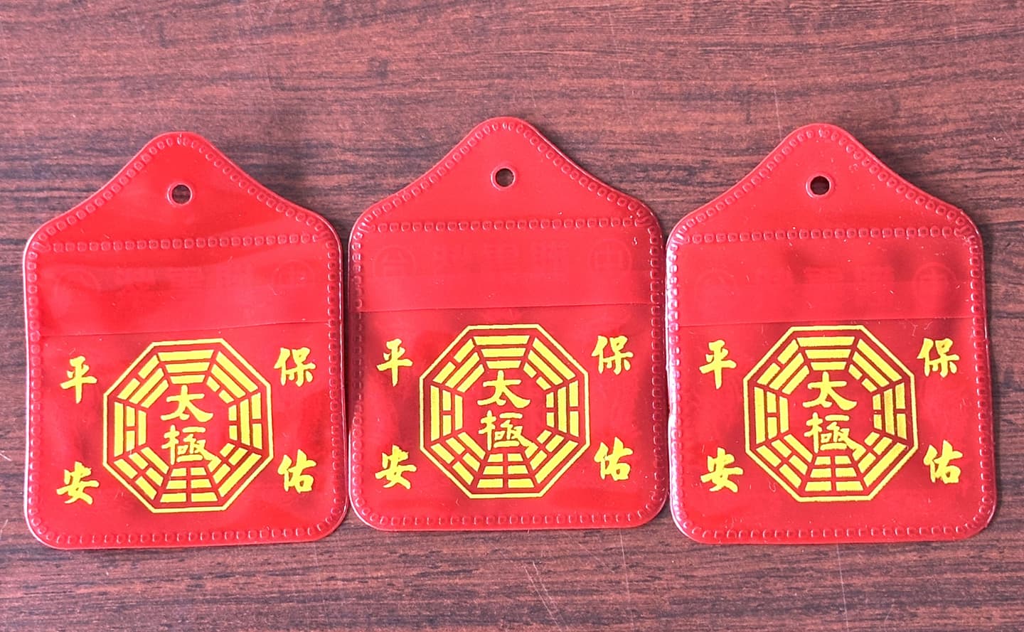 鬼月仍可進廟拜拜!農曆7月出遊禁忌一次看,這4招遇好兄弟能自保別罵髒話 鬼月仍可進廟拜拜!農曆7月出遊禁忌一次看,這4招遇好兄弟能自保別罵髒話