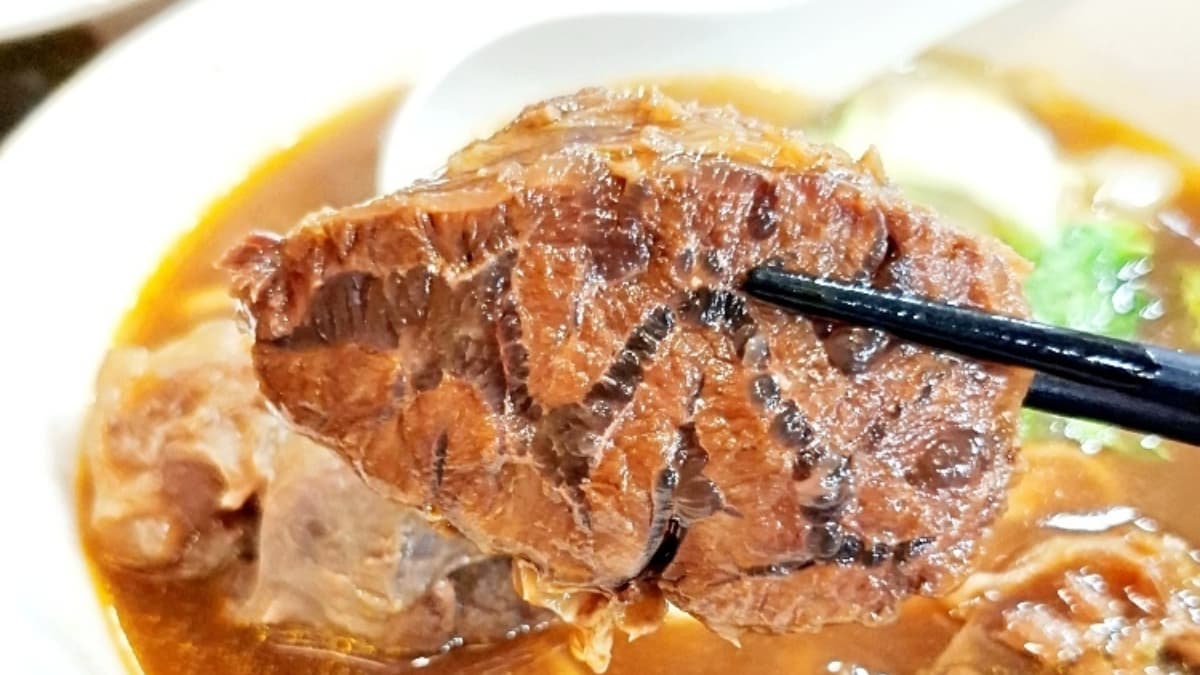 半夜想吃牛肉麵不要叫女友煮!台北6間深夜牛肉麵:24小時、必比登、免費續麵 半夜想吃牛肉麵不要叫女友煮!台北6間深夜牛肉麵:24小時、必比登、免費續麵