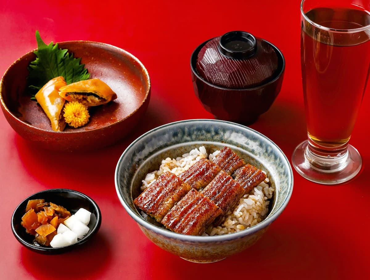 大巨蛋遠東美食推薦6家!最新優惠搶先看,金色三麥茶餐廳、鰻魚飯5折 大巨蛋遠東美食推薦6家!最新優惠搶先看,金色三麥茶餐廳、鰻魚飯5折