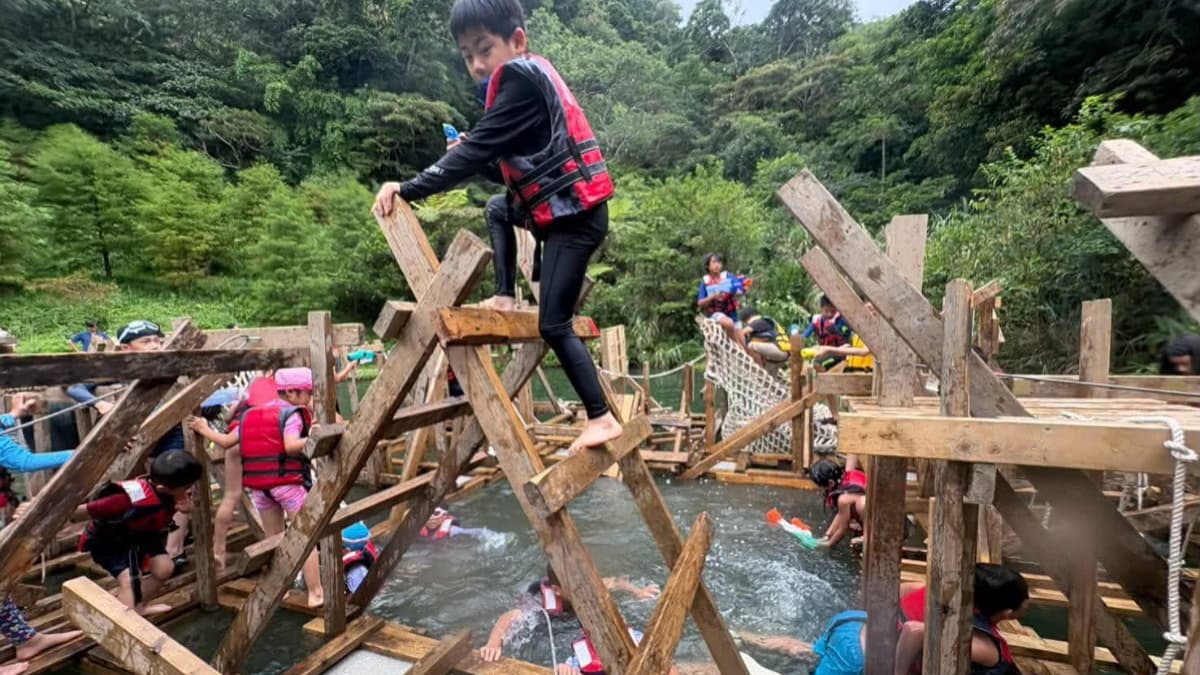 自己蓋樹屋!孩子當「小小建築師」,親自設計、木工打造「海上基地、木屋樂園」 自己蓋樹屋!孩子當「小小建築師」,親自設計、木工打造「海上基地、木屋樂園」