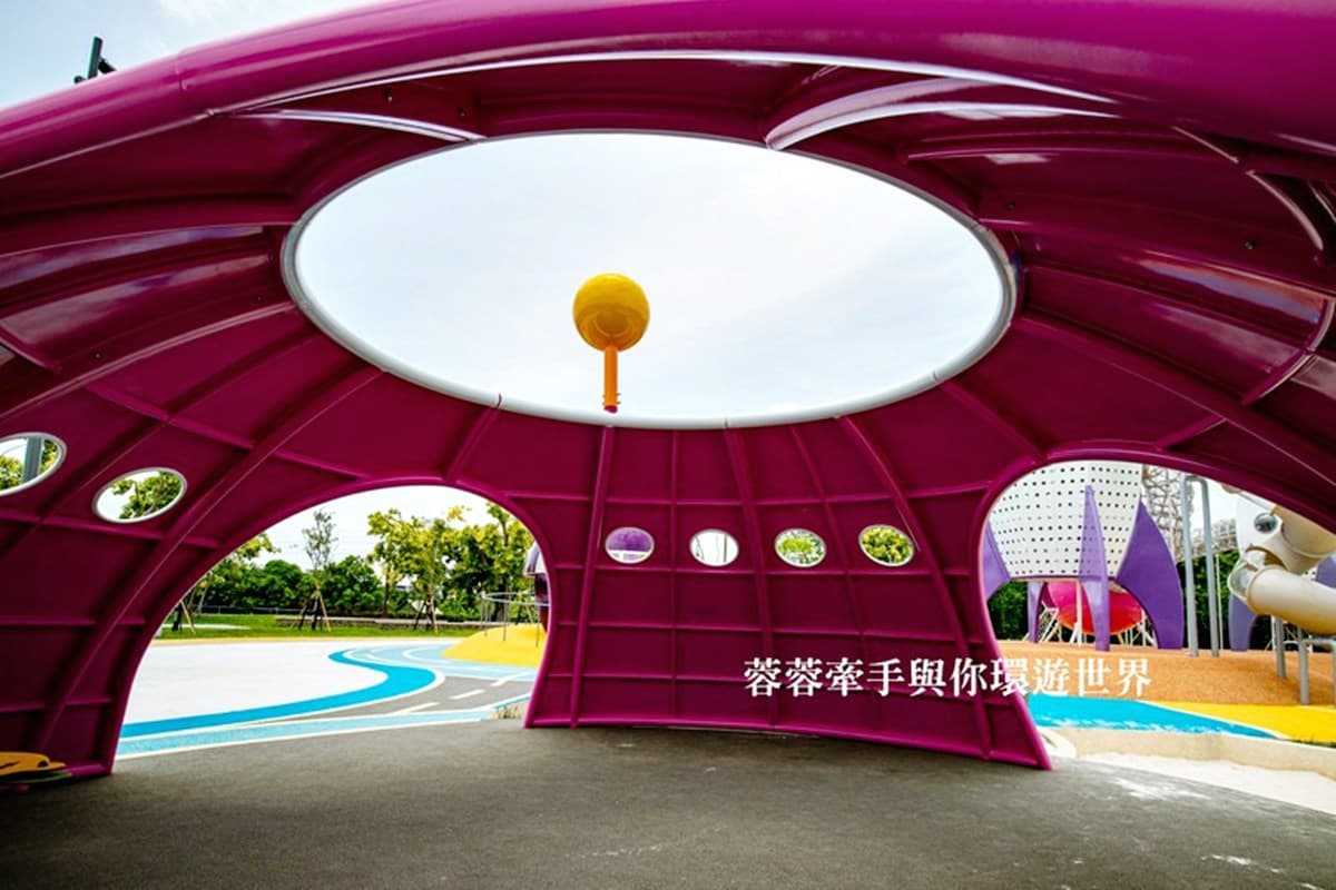 全新「太空主題公園」免費玩!2層樓火箭滑梯、飛碟星球太狂,4500坪超放電 全新「太空主題公園」免費玩!2層樓火箭滑梯、飛碟星球太狂,4500坪超放電