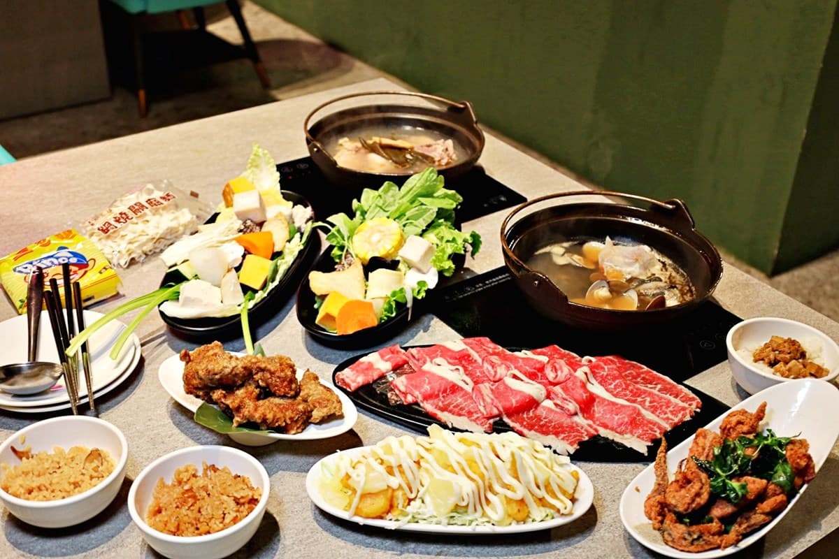 299元不限時吃到飽!高CP值「台式火鍋」50款自助吧、麻油雞飯、大苑子冰暢吃 299元不限時吃到飽!高CP值「台式火鍋」50款自助吧、麻油雞飯、大苑子冰暢吃