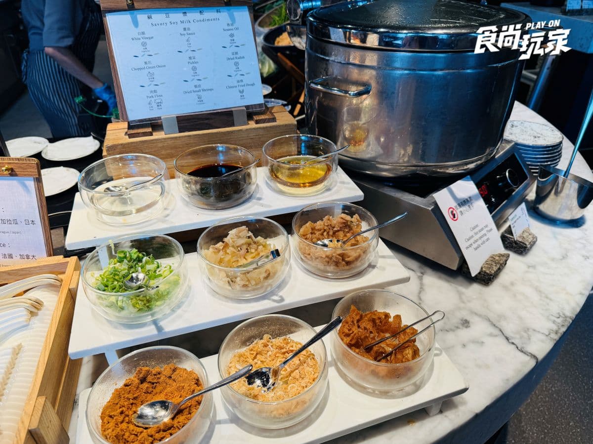 週週免費抽演唱會門票!高雄洲際酒店開箱:入住港灣海景房、美拍藍洞泳池 週週免費抽演唱會門票!高雄洲際酒店開箱:入住港灣海景房、美拍藍洞泳池