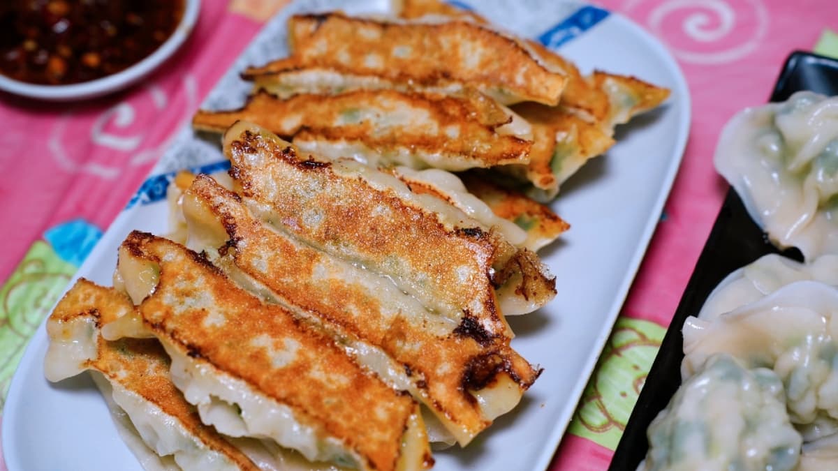 中壢火車站美食推薦!必吃10家:紅豆餅3個10元、399拉麵吃到飽、巨無霸潤餅 中壢火車站美食推薦!必吃10家:紅豆餅3個10元、399拉麵吃到飽、巨無霸潤餅