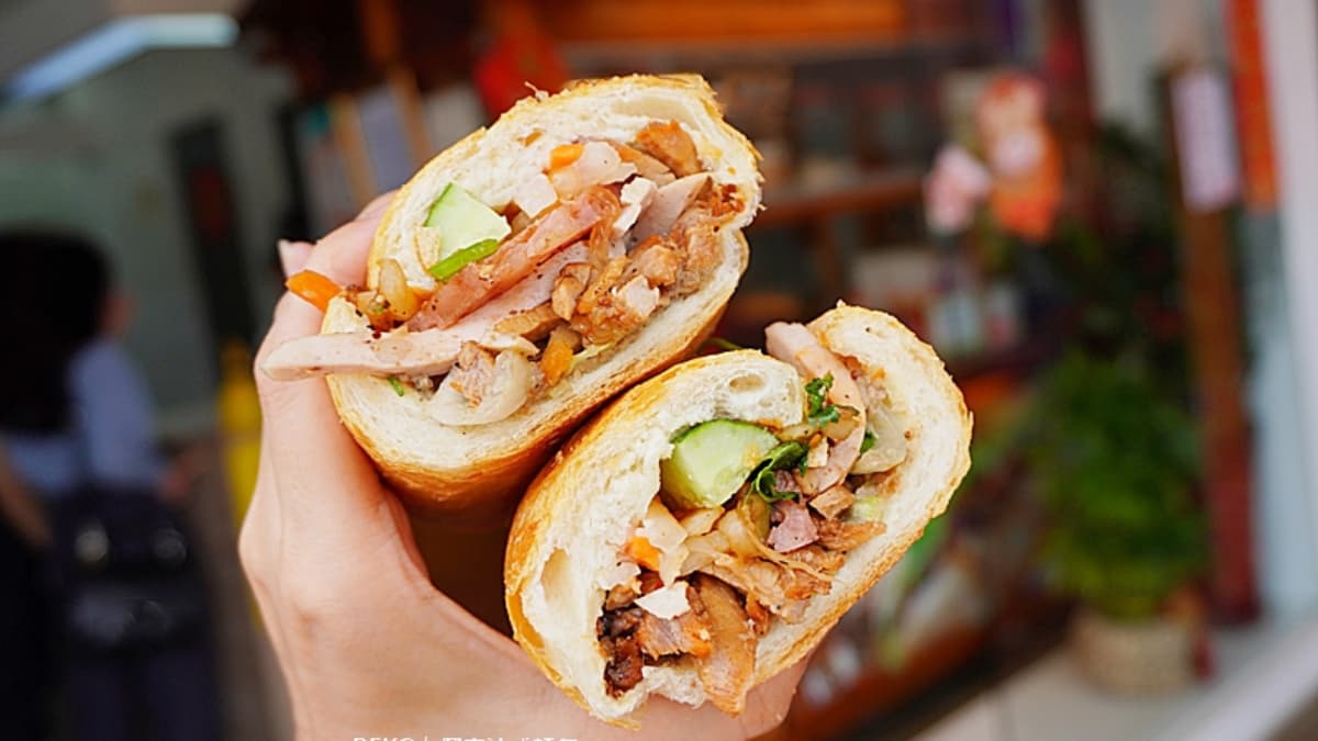 中壢火車站美食推薦!必吃10家:紅豆餅3個10元、399拉麵吃到飽、巨無霸潤餅 中壢火車站美食推薦!必吃10家:紅豆餅3個10元、399拉麵吃到飽、巨無霸潤餅