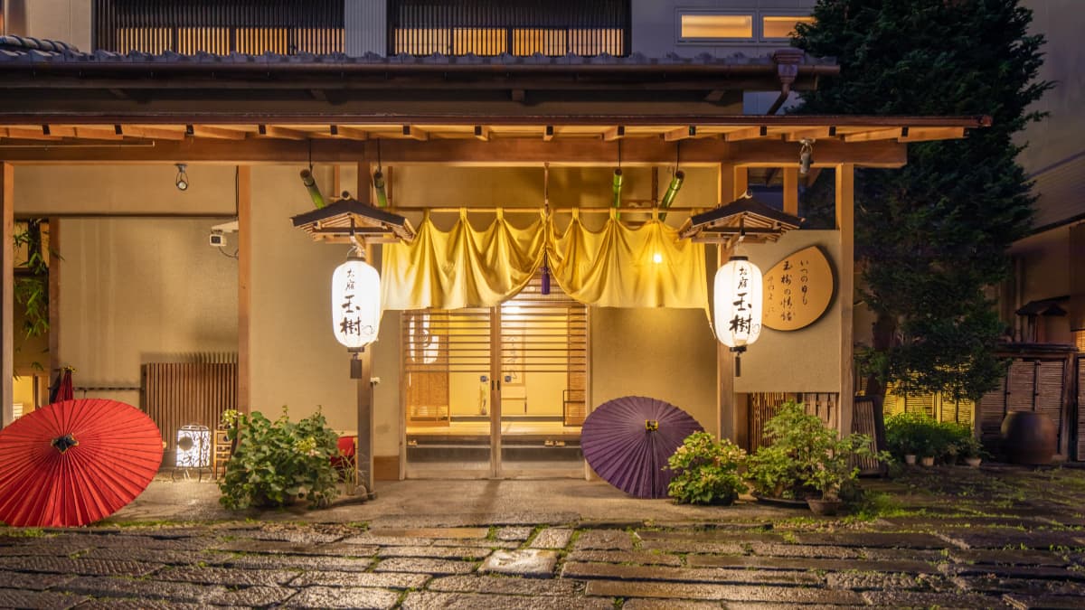 日本5大動漫聖地巡禮!朝聖鬼滅無限城、咒術澀谷事變、芙莉蓮藍色粉蝶花海 日本5大動漫聖地巡禮!朝聖鬼滅無限城、咒術澀谷事變、芙莉蓮藍色粉蝶花海