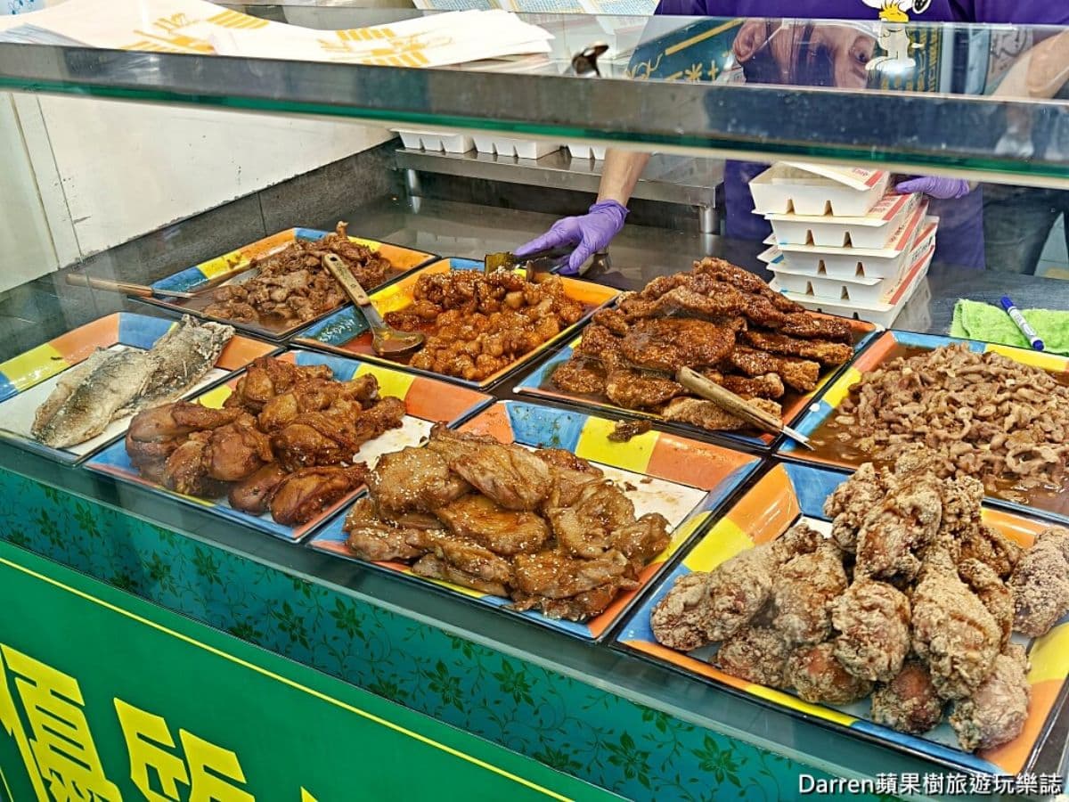 便當均一價75元!三重「高CP值佛系便當」在地人最愛,主菜多達16種選擇 便當均一價75元!三重「高CP值佛系便當」在地人最愛,主菜多達16種選擇