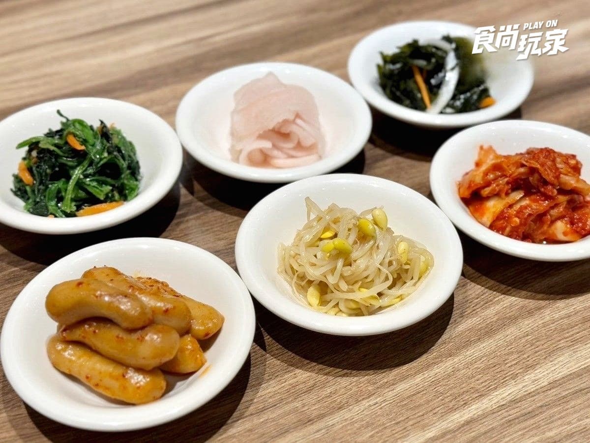 298元起吃到飽!超佛「韓式豆腐鍋」6款小菜、飲料無限暢飲,免費送炸海鮮 298元起吃到飽!超佛「韓式豆腐鍋」6款小菜、飲料無限暢飲,免費送炸海鮮