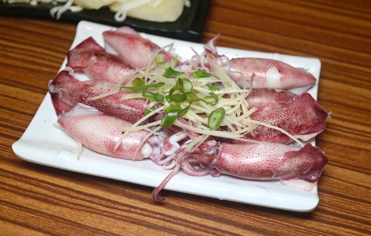 臉盆大「浮誇海鮮粥」這裡吃!整隻螃蟹下鍋,5種海味、料比粥多 臉盆大「浮誇海鮮粥」這裡吃!整隻螃蟹下鍋,5種海味、料比粥多