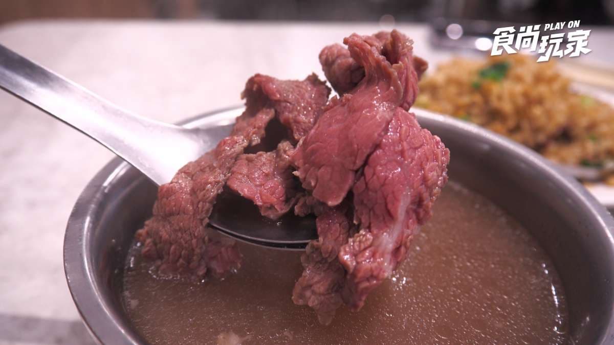 海島風包棟民宿開箱!安平河景第一排烤肉、KTV、打撞球,順吃牛肉湯、蝦捲 海島風包棟民宿開箱!安平河景第一排烤肉、KTV、打撞球,順吃牛肉湯、蝦捲