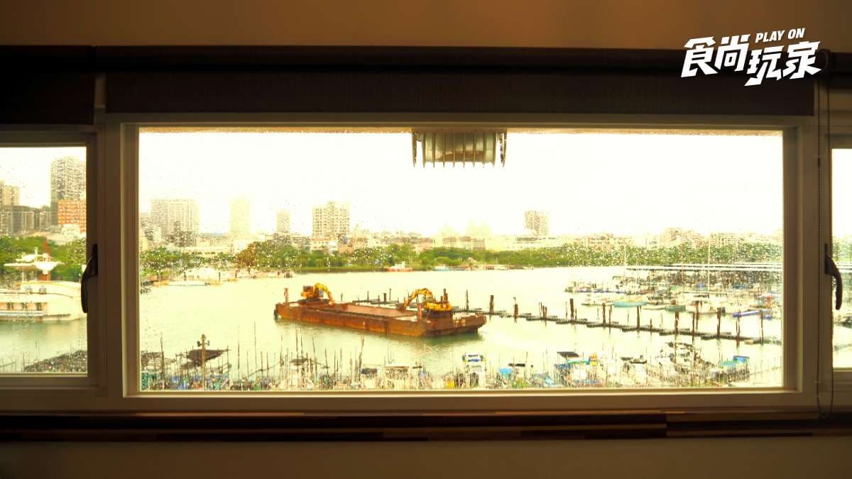 港景第一排民宿開箱!台南安平歐風鄉村小屋住一晚,搭船夜遊港灣再吃椪餅剉冰 港景第一排民宿開箱!台南安平歐風鄉村小屋住一晚,搭船夜遊港灣再吃椪餅剉冰