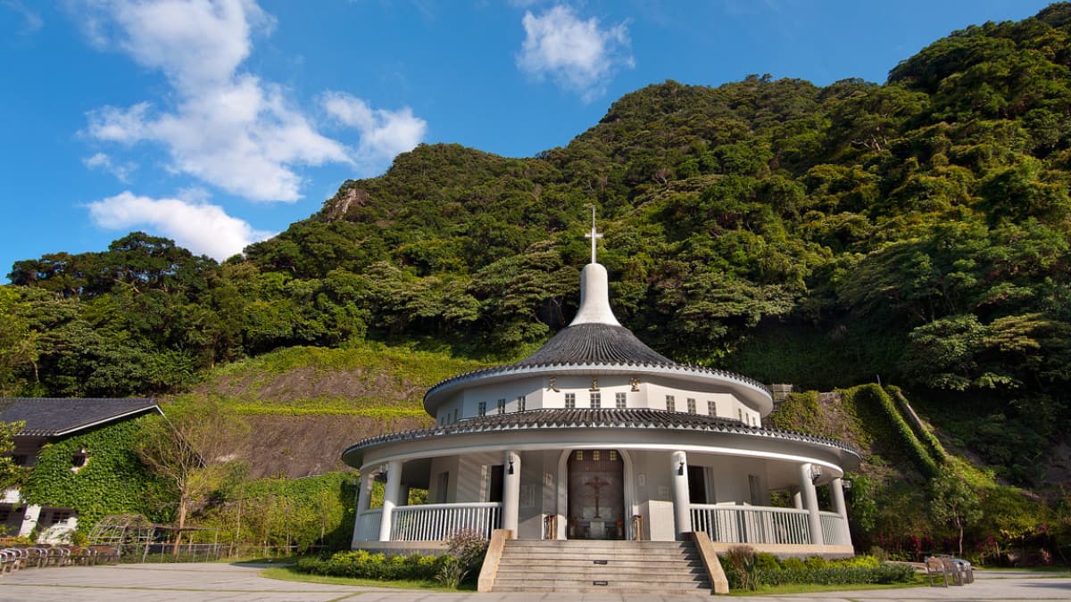 礁溪泡腳池再+1!五峰旗賞瀑布、爬步道、泡湯,必吃潤餅大腸包小腸 礁溪泡腳池再+1!五峰旗賞瀑布、爬步道、泡湯,必吃潤餅大腸包小腸