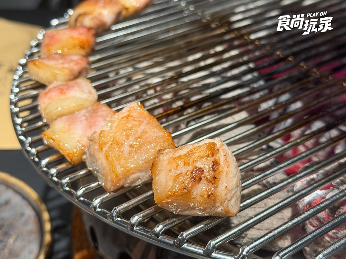 韓國人氣燒肉「囕盈豚」插旗台北大巨蛋!推薦菜色開箱,低消600元、專人代烤 韓國人氣燒肉「囕盈豚」插旗台北大巨蛋!推薦菜色開箱,低消600元、專人代烤