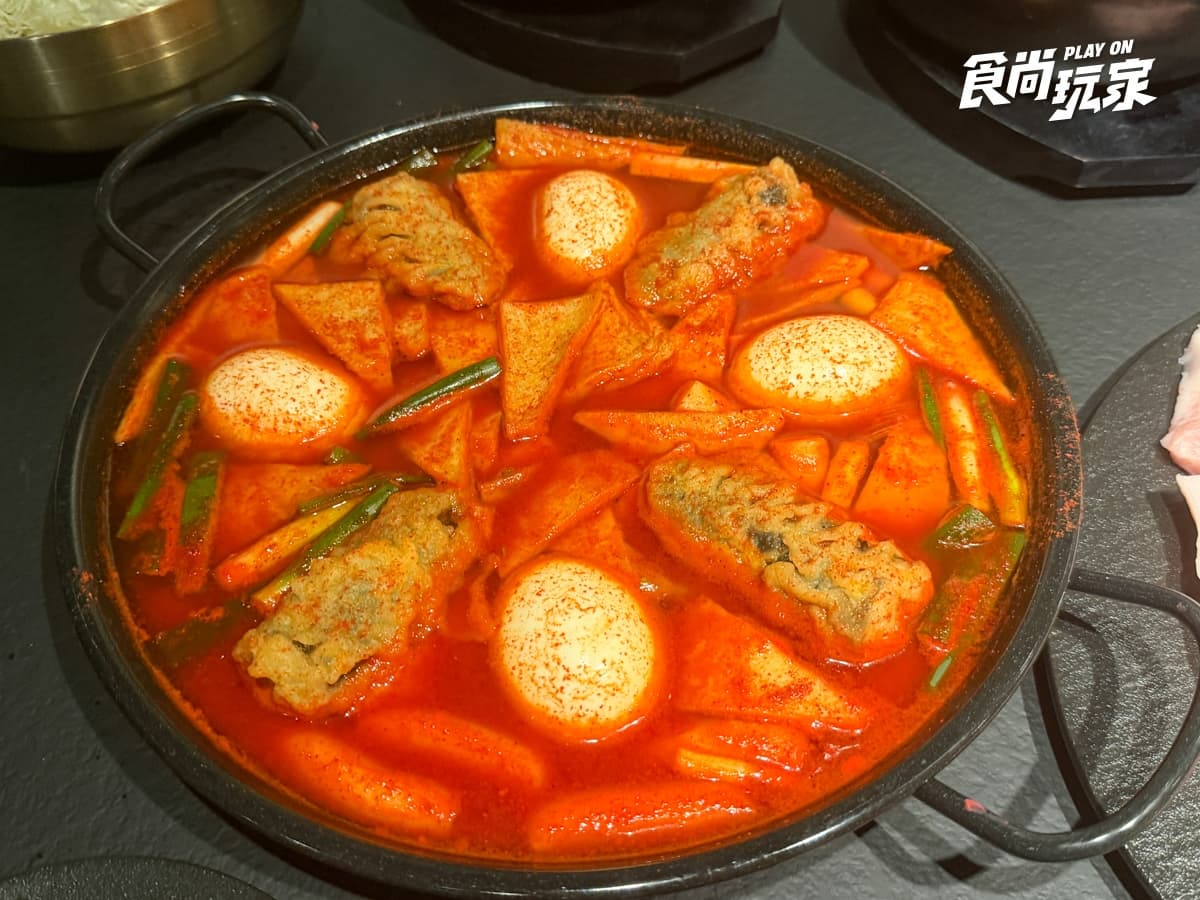 韓國人氣燒肉「囕盈豚」插旗台北大巨蛋!推薦菜色開箱,低消600元、專人代烤 韓國人氣燒肉「囕盈豚」插旗台北大巨蛋!推薦菜色開箱,低消600元、專人代烤