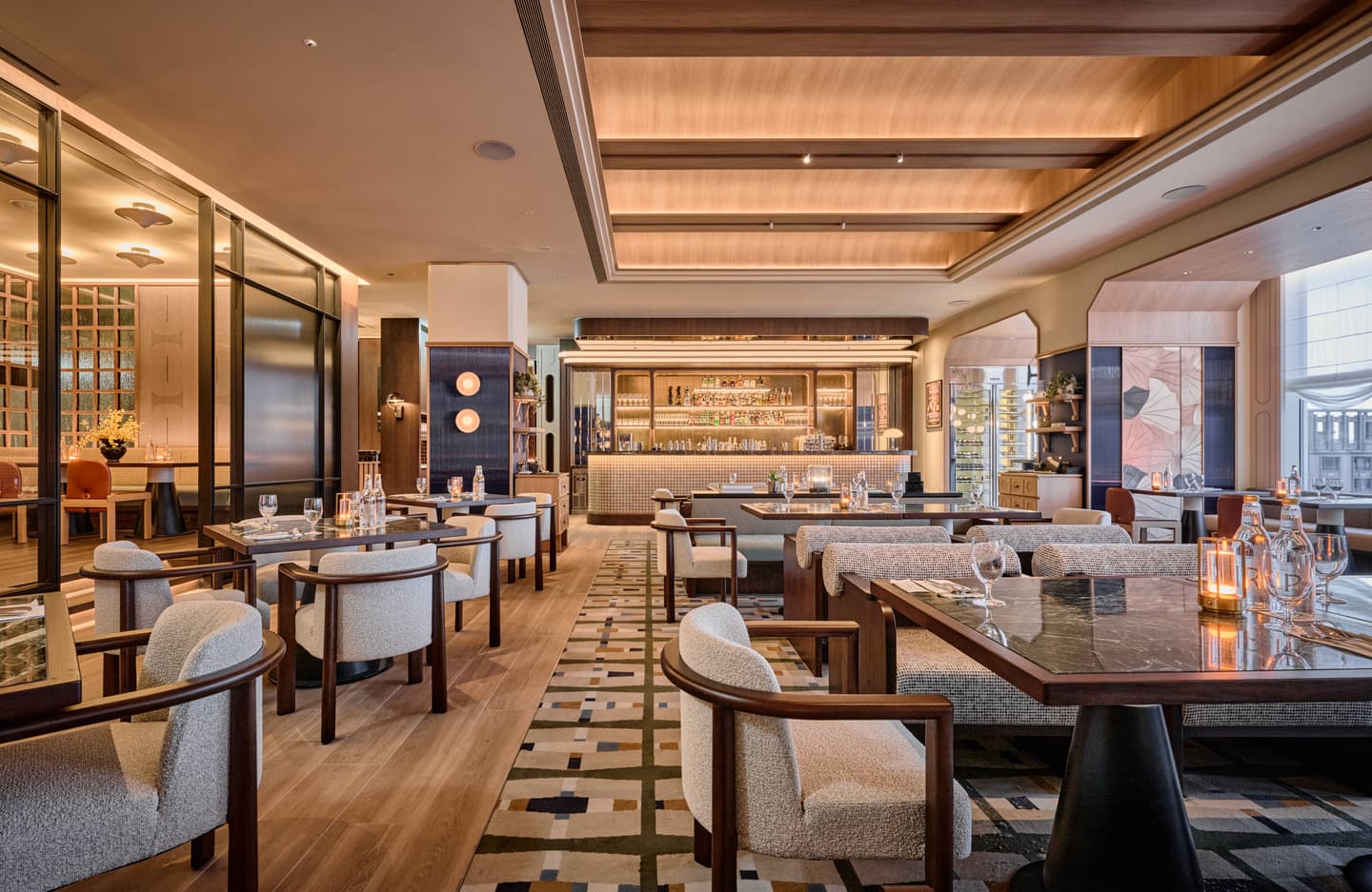 大巨蛋新餐廳+1!米其林牛排館打造直火料理品牌,炭烤龍蝦、和牛漢堡必吃 大巨蛋新餐廳+1!米其林牛排館打造直火料理品牌,炭烤龍蝦、和牛漢堡必吃