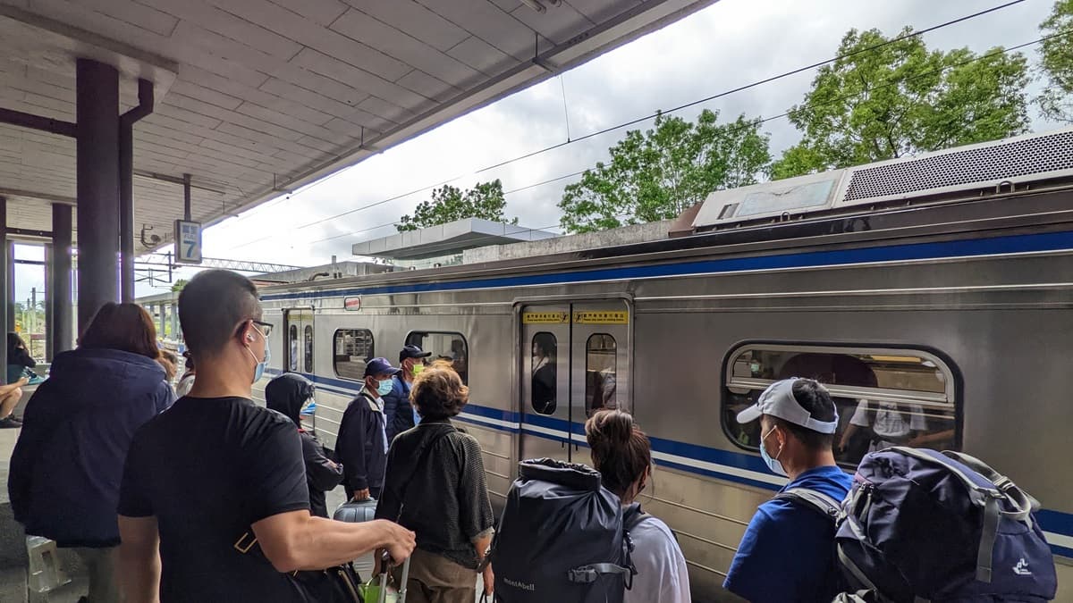 國旅補助生日券今起啟用!11縣市加碼優惠一次看,這地直接省7000元