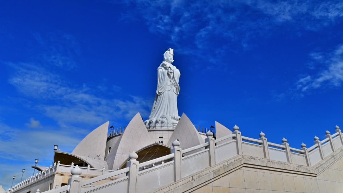 全台最高媽祖完工!53.6公尺大安港媽祖亮相,台中海線景點、嗨安祭一次玩 全台最高媽祖完工!53.6公尺大安港媽祖亮相,台中海線景點、嗨安祭一次玩